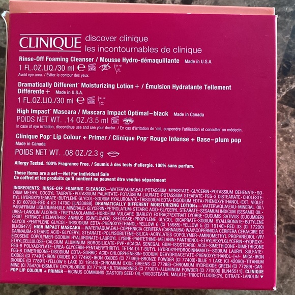 🎊Host Pick🎊 Clinique Gift Set - Picture 10 of 10